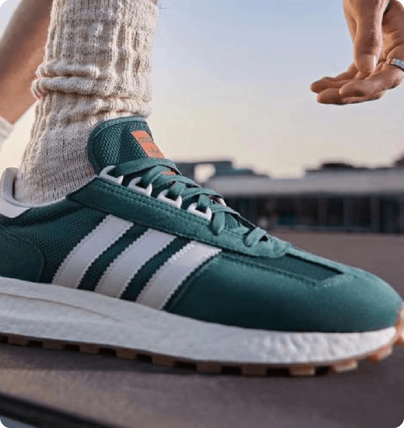 搭建产品直播+优化千万级营销预算方向，共同明确核心战略方向